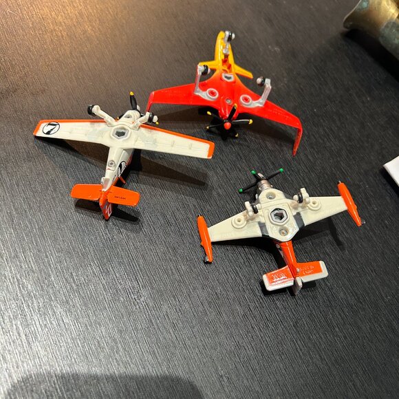 Disney Pixar Cars Orange Airplanes Lot of 3 Mattel Die-Cast 1:55 Scale Fighter - Picture 8 of 8